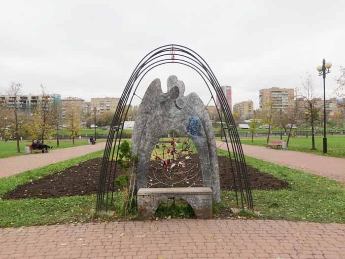 лавочка для влюбленных