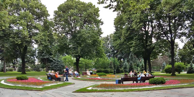 отдых на скамейках