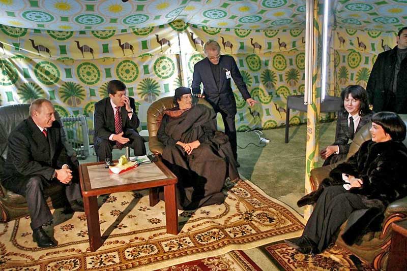 встреча в шатре
